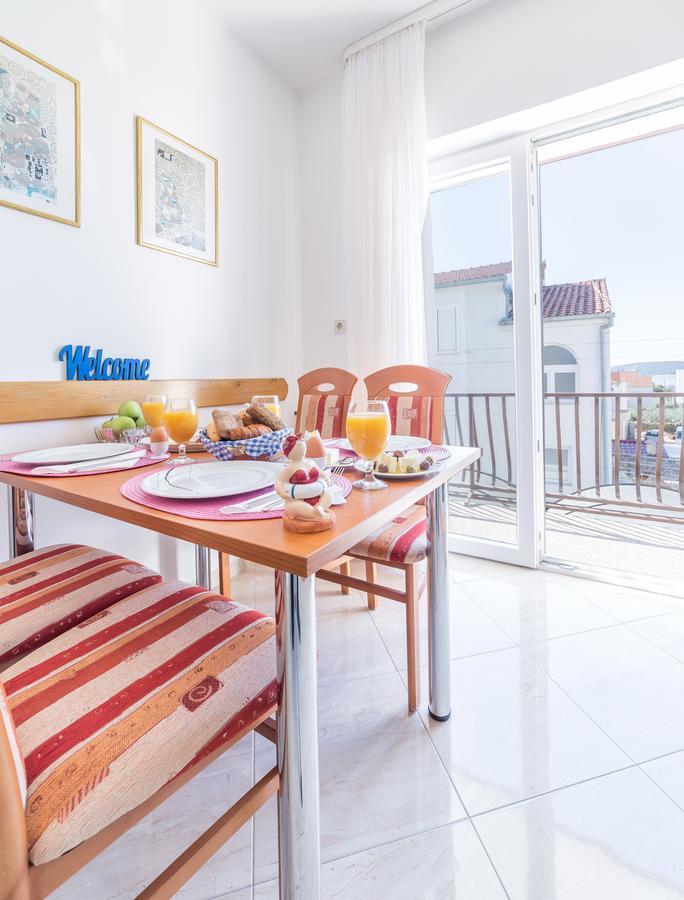Apartments Valentino Vodice Bagian luar foto